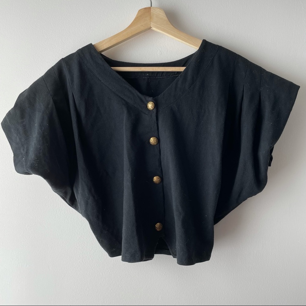 FANTASEAS COLLECTION I BUTTONED BACK BLACK TOP